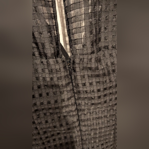 BCBG Fit Flare Mini Dress Size 6 - Picture 9 of 9